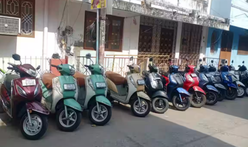 rental bike in ahmedabad